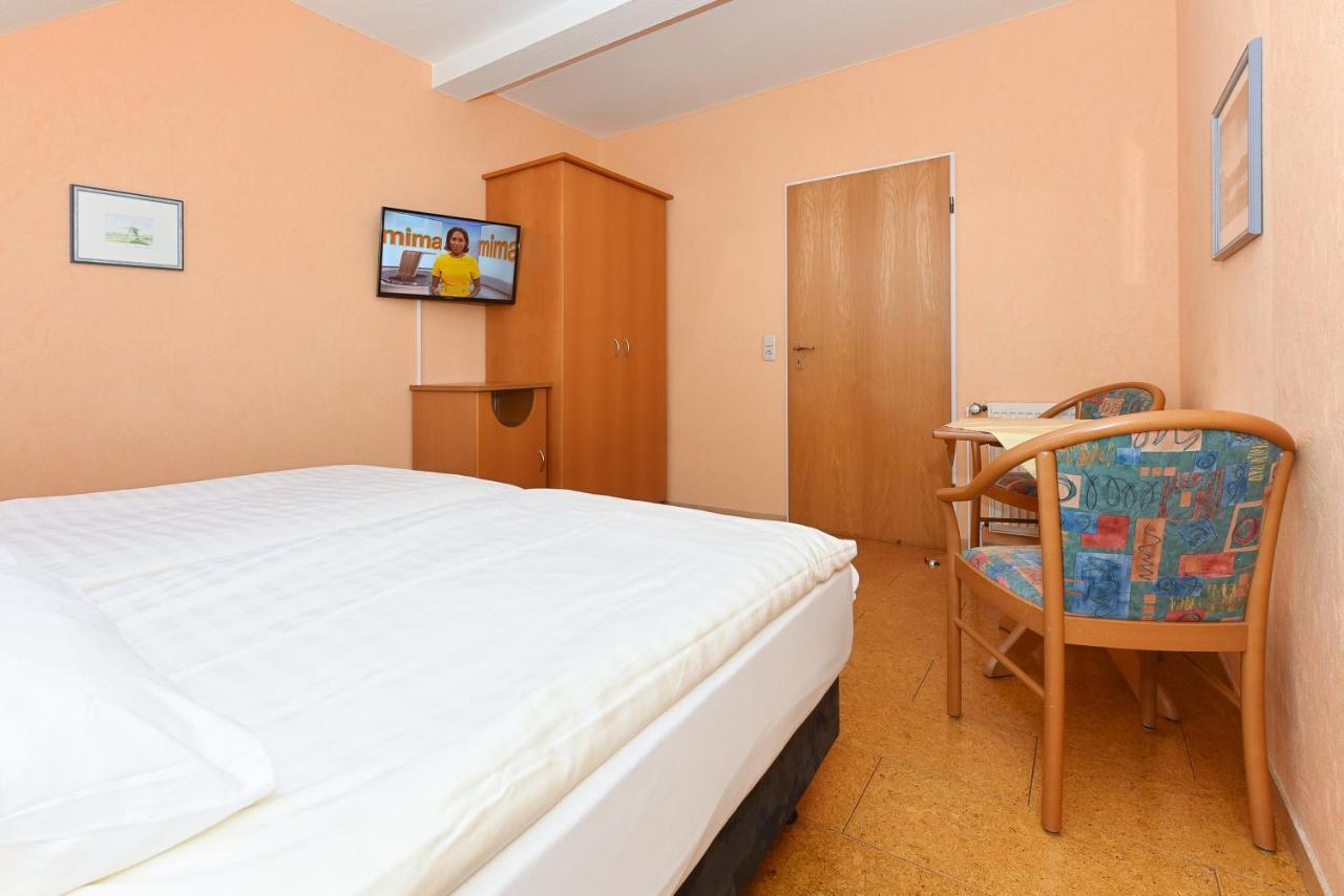 Hotel-Pension Altes Siel Bensersiel Exterior foto